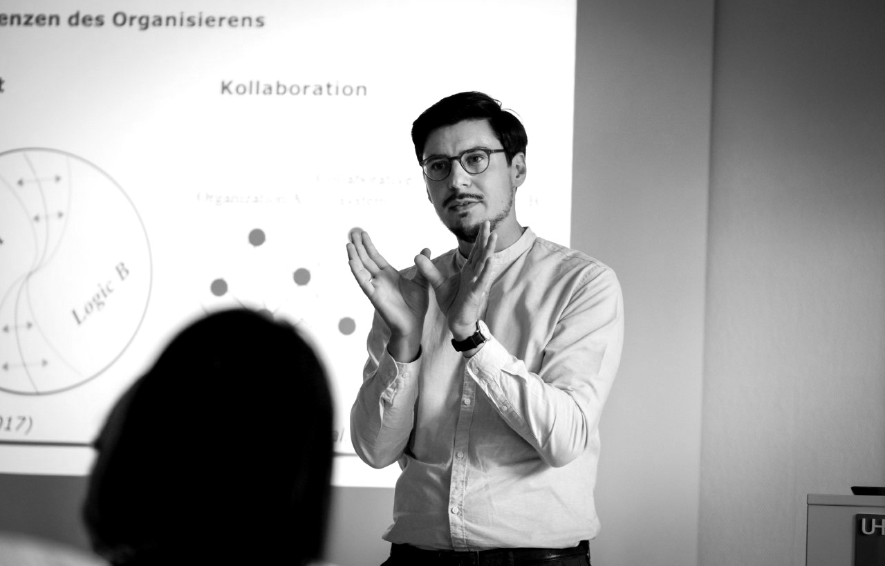 Ali Aslan Gümüsay - Organisationswissenschaftler | Portrait